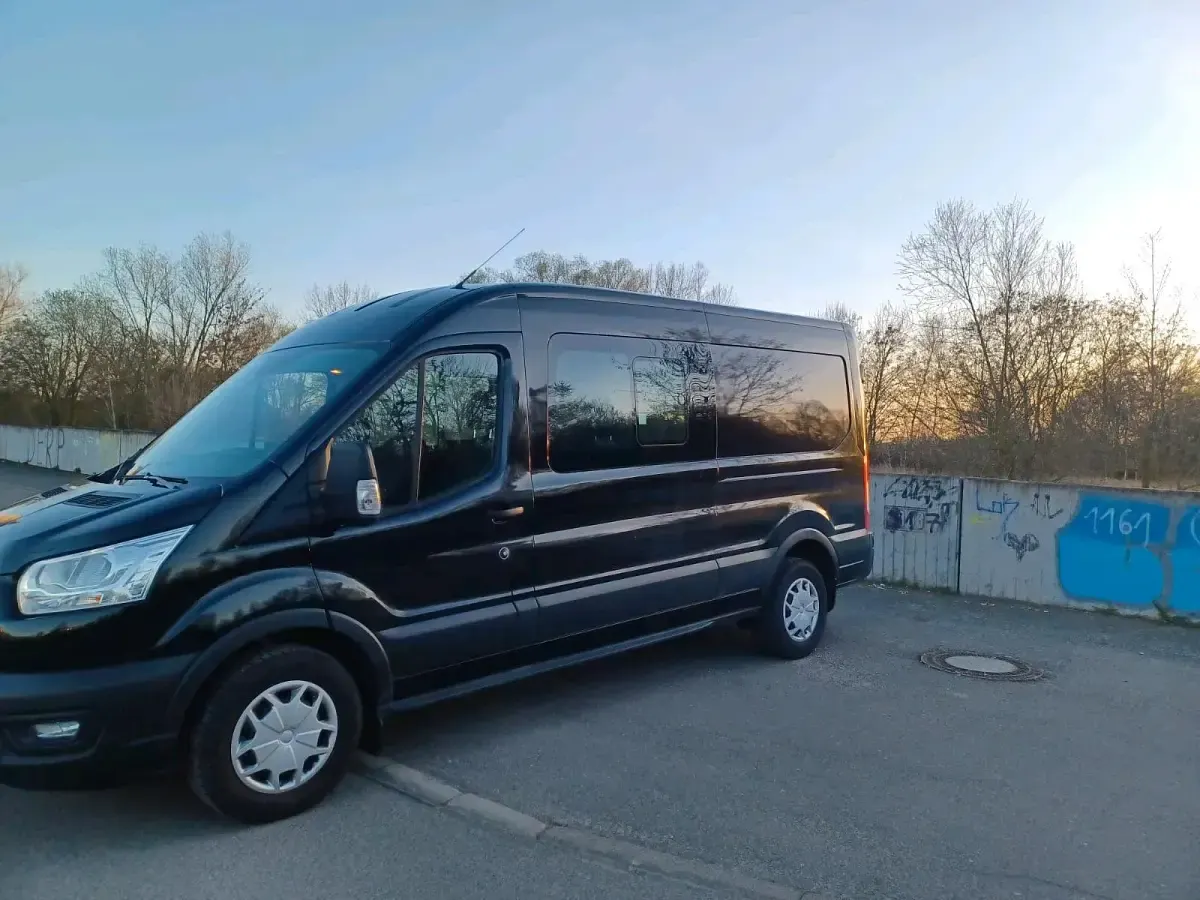 Gebraucht Ford Transit 170 PS (125 kW) 2020 Schwarz Van / Kleinbus