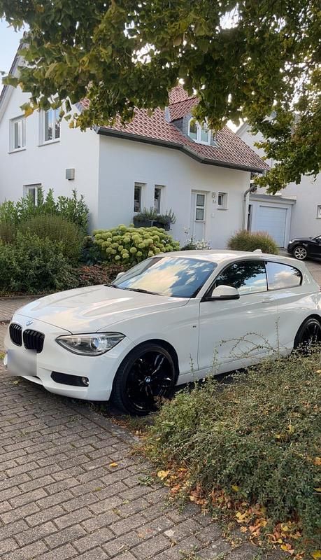 Gebraucht BMW 118 Coupé 143 PS (105 kW) 2012 Weiß Coupé