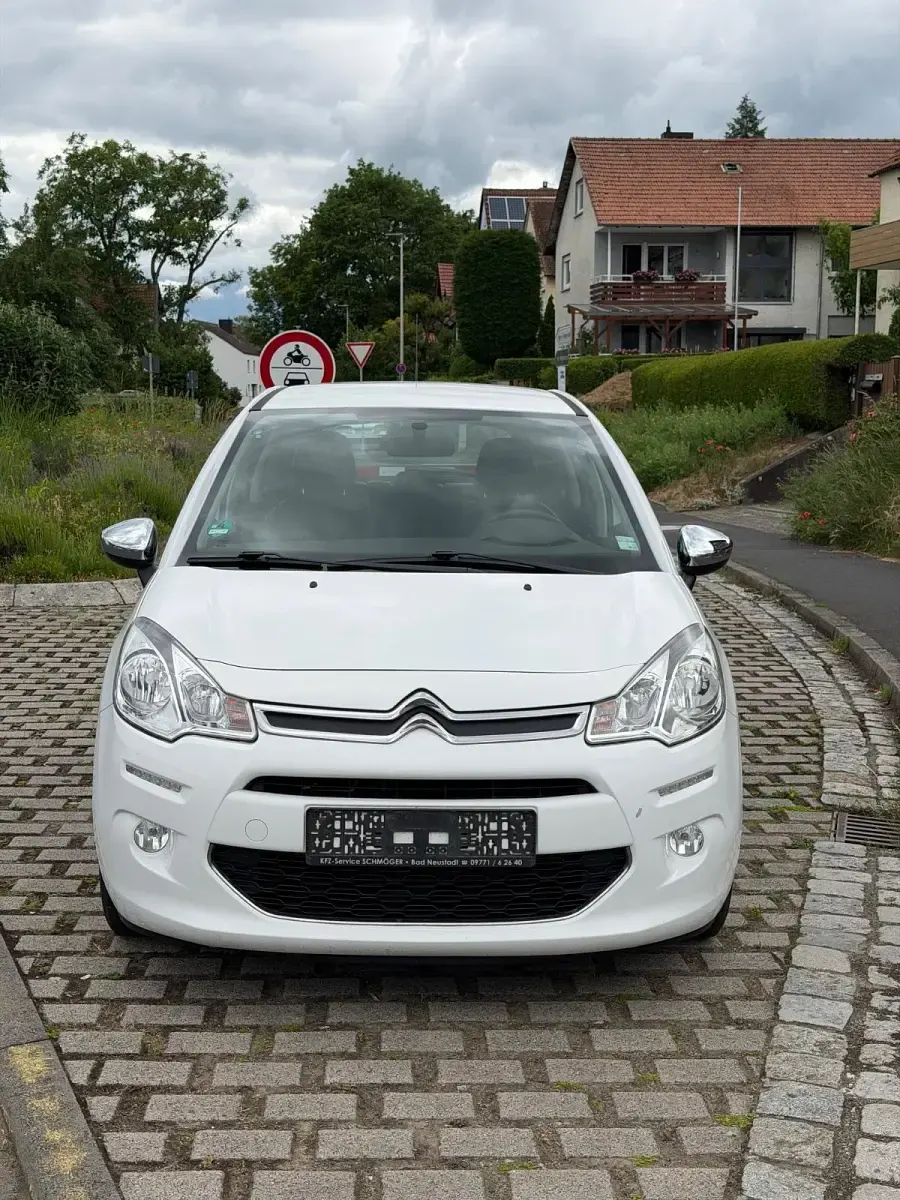 Gebraucht Citroën C3 68 PS (50 kW) 2013 Weiß Kleinwagen