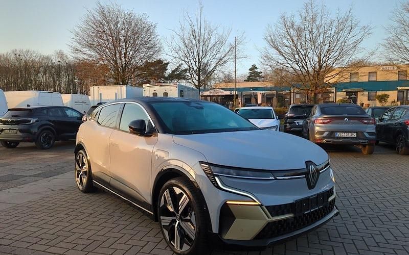 Gebraucht Renault Megane E-Tech Iconic 161 kW (220 PS) 2022 Grau kqj + schwarz gne Limousine