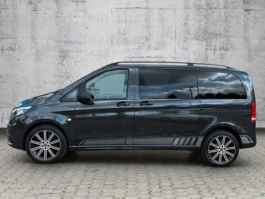 Gebraucht Mercedes Vito Sportline 237 PS (174 kW) 2021 Grau Van