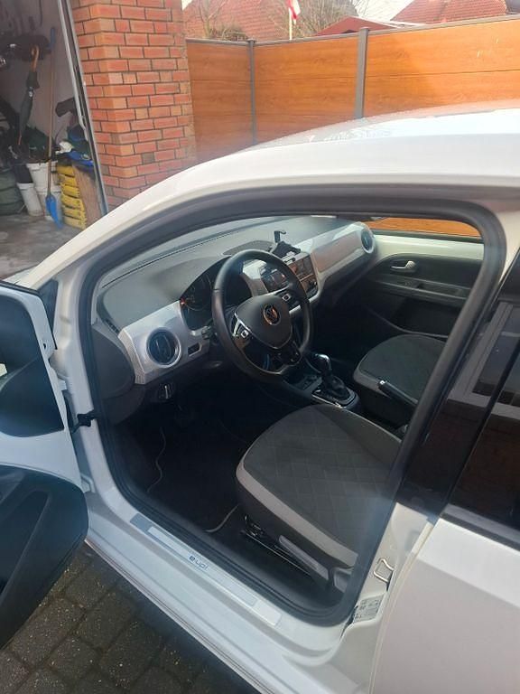 Gebraucht VW e-up! Style 61 kW (83 PS) 2022 Weiß Kleinwagen
