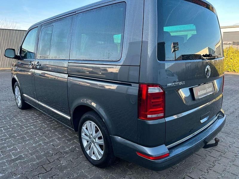 Gebraucht VW Transporter Highline 204 PS (150 kW) 2016 Indiumgrau metallic Van
