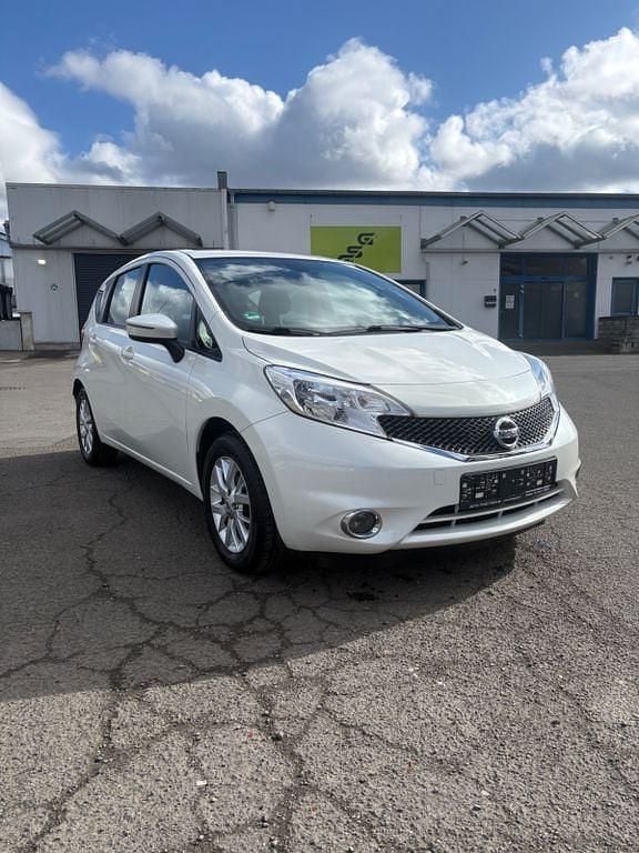Gebraucht Nissan Note Acenta+ 90 PS (66 kW) 2015 Weiß Kleinwagen