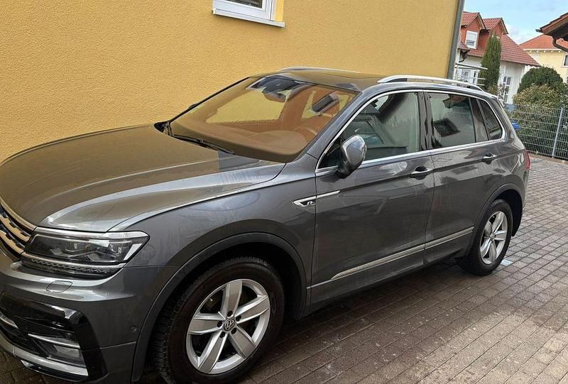 Gebraucht VW Tiguan Highline 220 PS (161 kW) 2017 Grau SUV