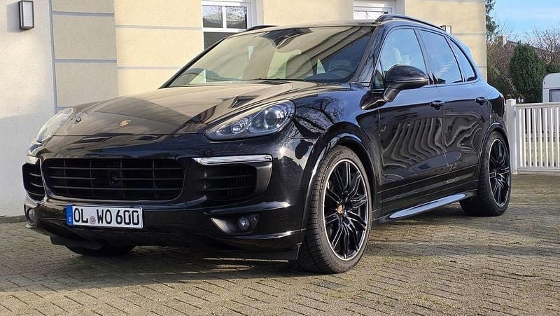 Schwarz Gebraucht 2016 Porsche Cayenne S SUV | 30.900 € (Guter Preis) - Bild 1/4