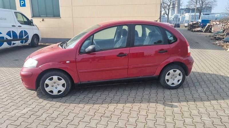 Gebraucht Citroën C3 Comfort 73 PS (53 kW) 2008 Rot Limousine