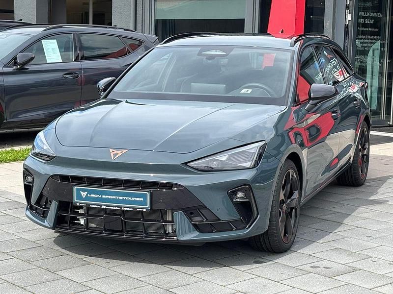 Gebraucht Cupra Leon 150 PS (110 kW) 2025 Blau Limousine