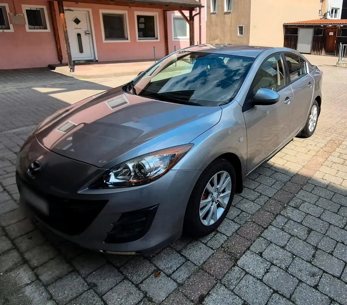 Second-hand Mazda 3 105 CP (77 kW) 2011 Gri Berlinǎ