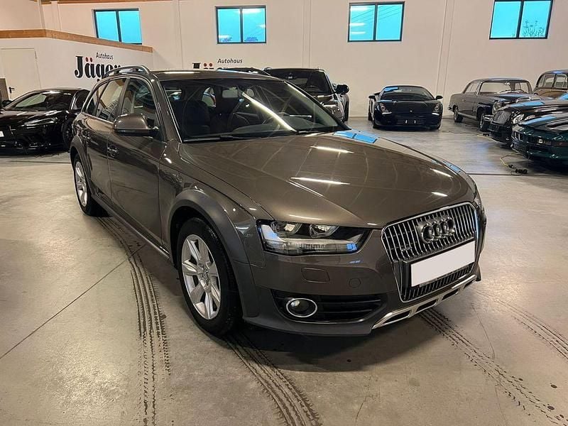 Grau Gebraucht 2013 Audi A4 Allroad Ambiente Kombi | 13.999 € (Fairer Preis) - Bild 1/4