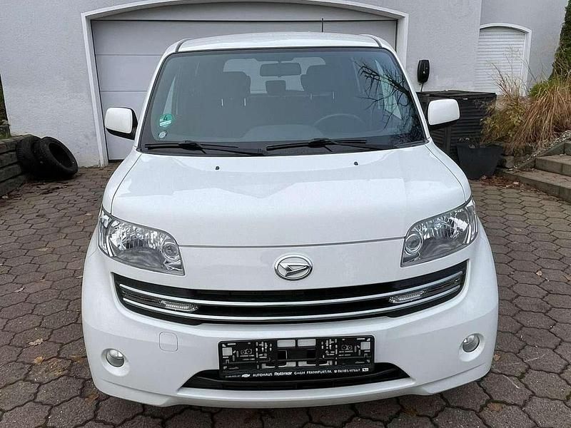 Weiß Gebraucht 2009 Daihatsu Materia Van / Kleinbus | 4.000 € (Guter Preis) - Bild 1/4