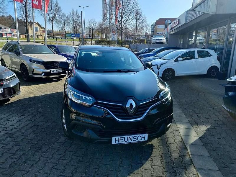 Sternenschwarz Gebraucht 2018 Renault Kadjar Life SUV | 10.200 € (Superpreis) - Bild 1/4