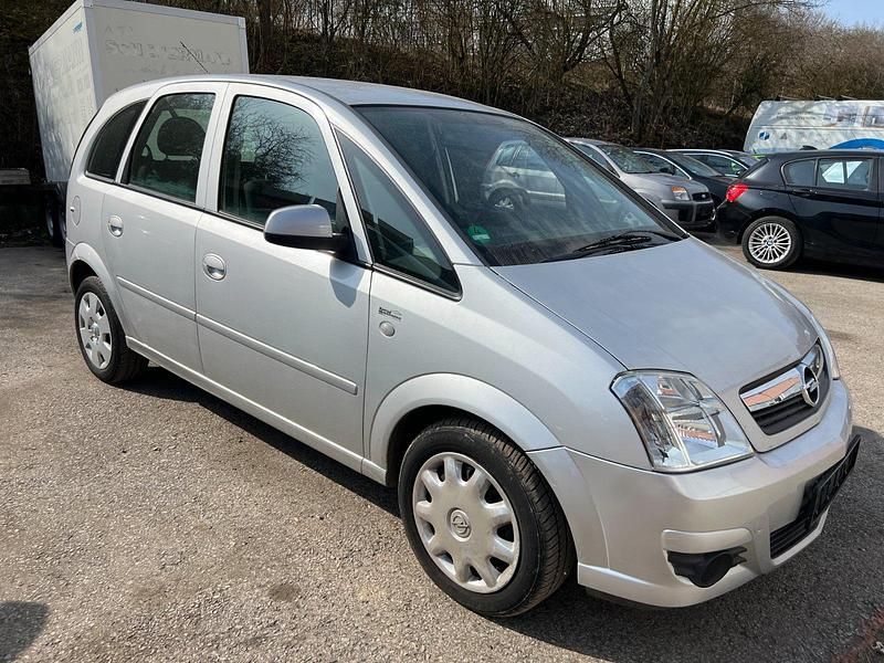 Gebraucht Opel Meriva 105 PS (77 kW) 2009 Silber Van / Kleinbus