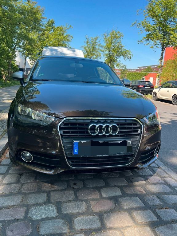 Braun Gebraucht 2011 Audi A1 Ambition Kleinwagen | 7.000 € (Fairer Preis) - Bild 1/4