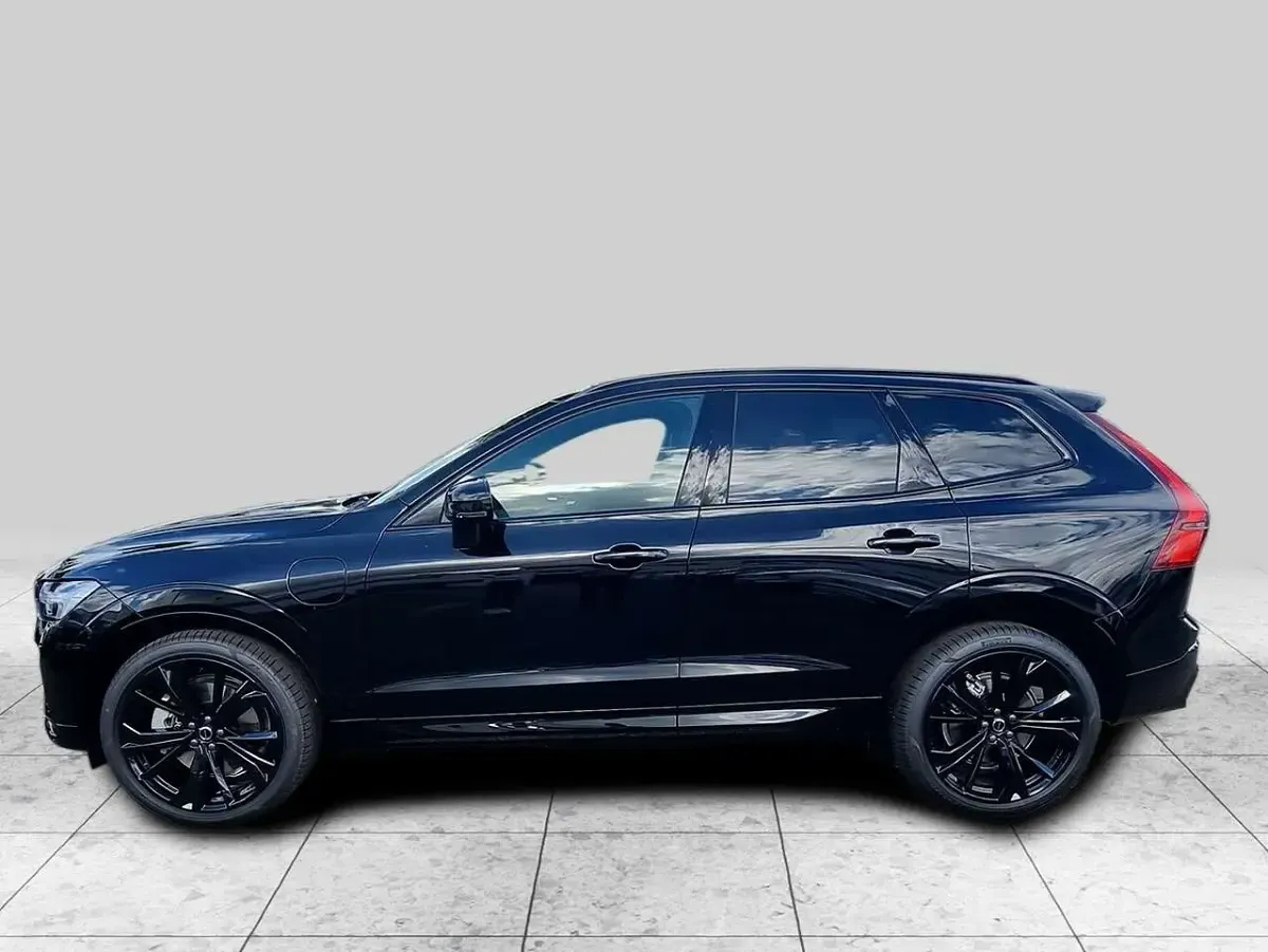 Nowe Volvo XC60 349 KM (256 kW) 2026 Czarny SUV
