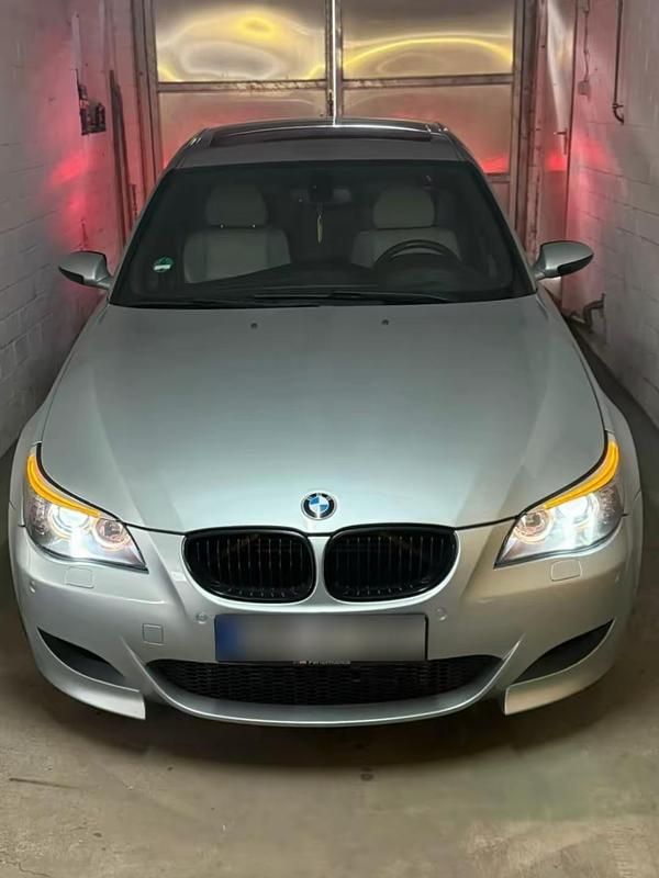 Gebraucht BMW M5 507 PS (372 kW) 2006 Silber Limousine