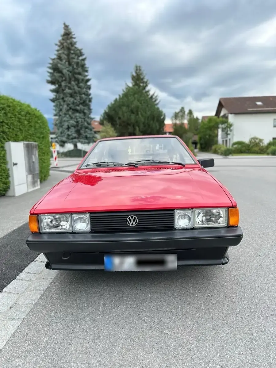 Second-hand VW Scirocco GT 72 CP (52 kW) 1987 Roșu Coupe