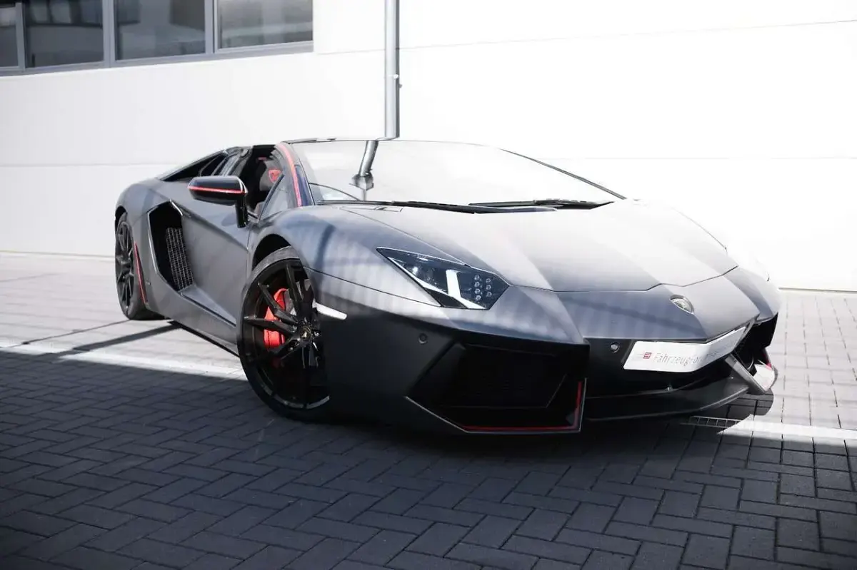 Usata Lamborghini Aventador 700 CV (514 kW) 2015 Grigio Cabrio