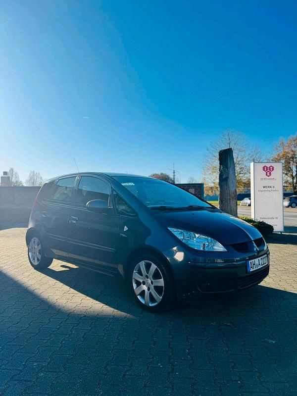 Grau Gebraucht 2005 Mitsubishi Colt Kleinwagen | 2.099 € (Fairer Preis) - Bild 1/4