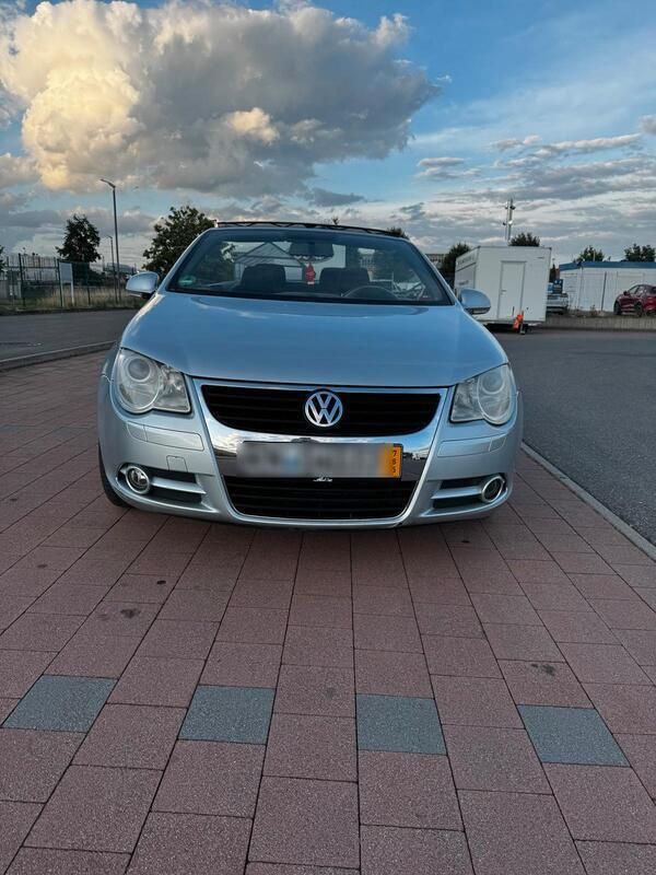 Grau Gebraucht 2008 VW Eos Cabrio | 3.999 € - Bild 1/4