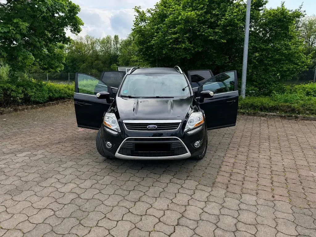 Gebraucht Ford Kuga Titanium 163 PS (119 kW) 2012 Schwarz SUV