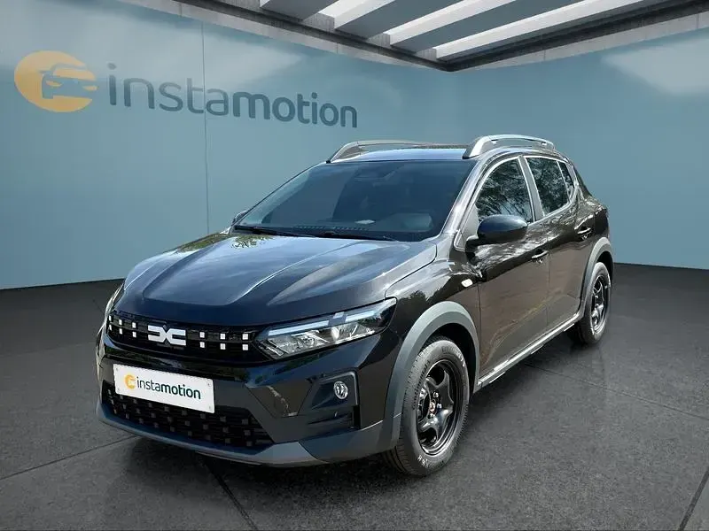 Neu Dacia Sandero Stepway 110 PS (80 kW) 2026 Schwarz Kleinwagen