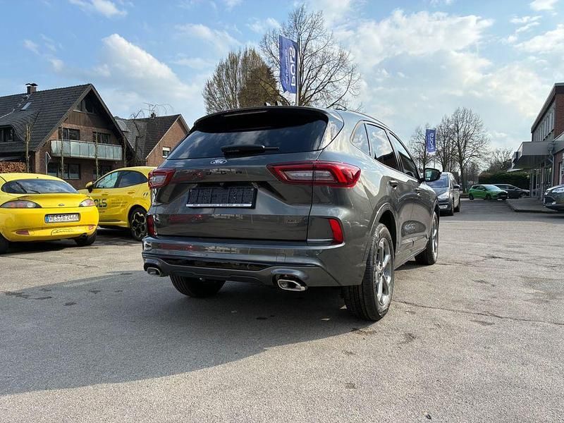 Neu Ford Kuga ST-Line 186 PS (136 kW) 2026 Grau SUV