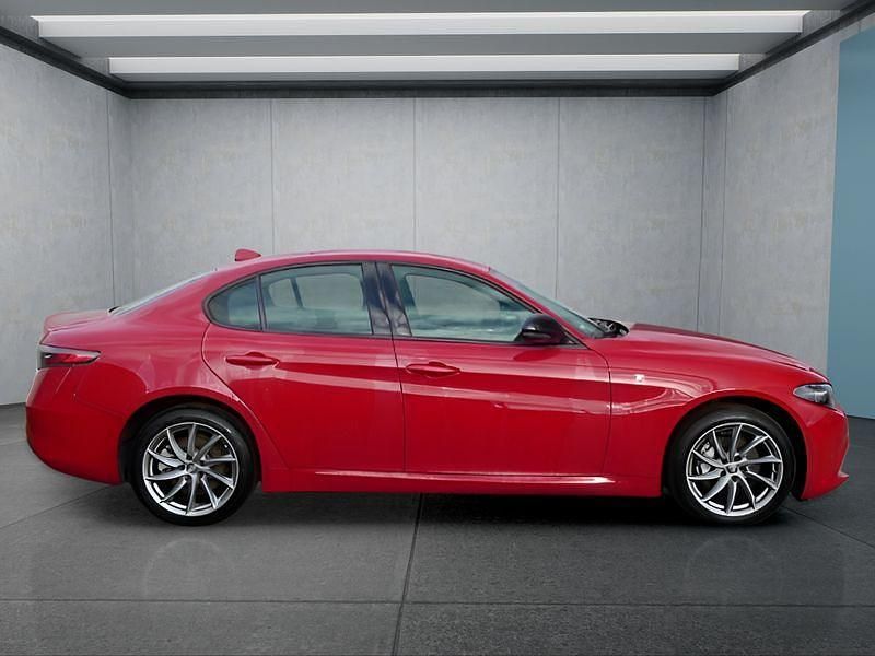Gebraucht Alfa Romeo Giulia 280 PS (205 kW) 2023 Rot Limousine