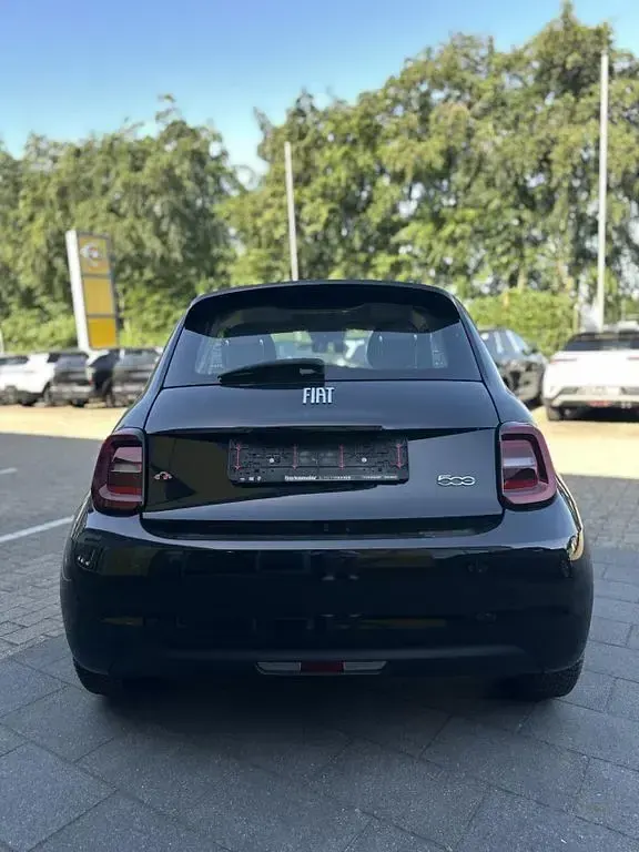 Usata Fiat 500e Action 69 kW (95 CV) 2022 Nero Utilitaria