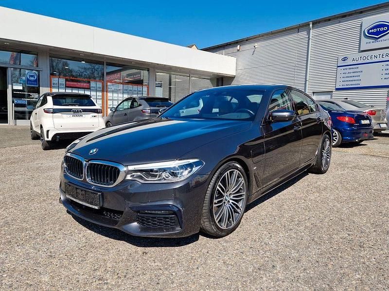 Grau Gebraucht 2019 BMW 530e M Sport Limousine | 34.500 € - Bild 1/4