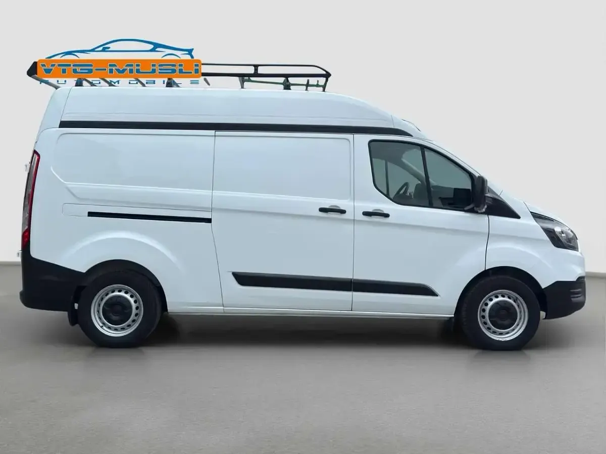 Gebraucht Ford Transit Custom 131 PS (96 kW) 2018 Frozen white Van