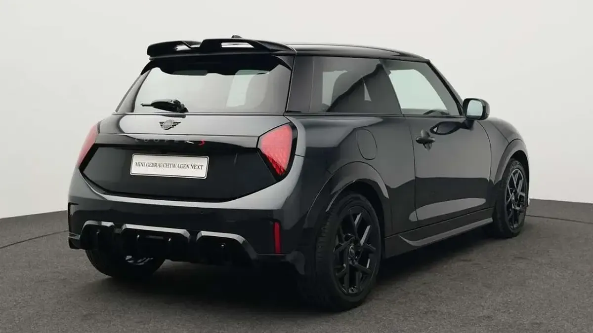 Usata Mini John Cooper Works 204 CV (150 kW) 2025 Grigio Utilitaria