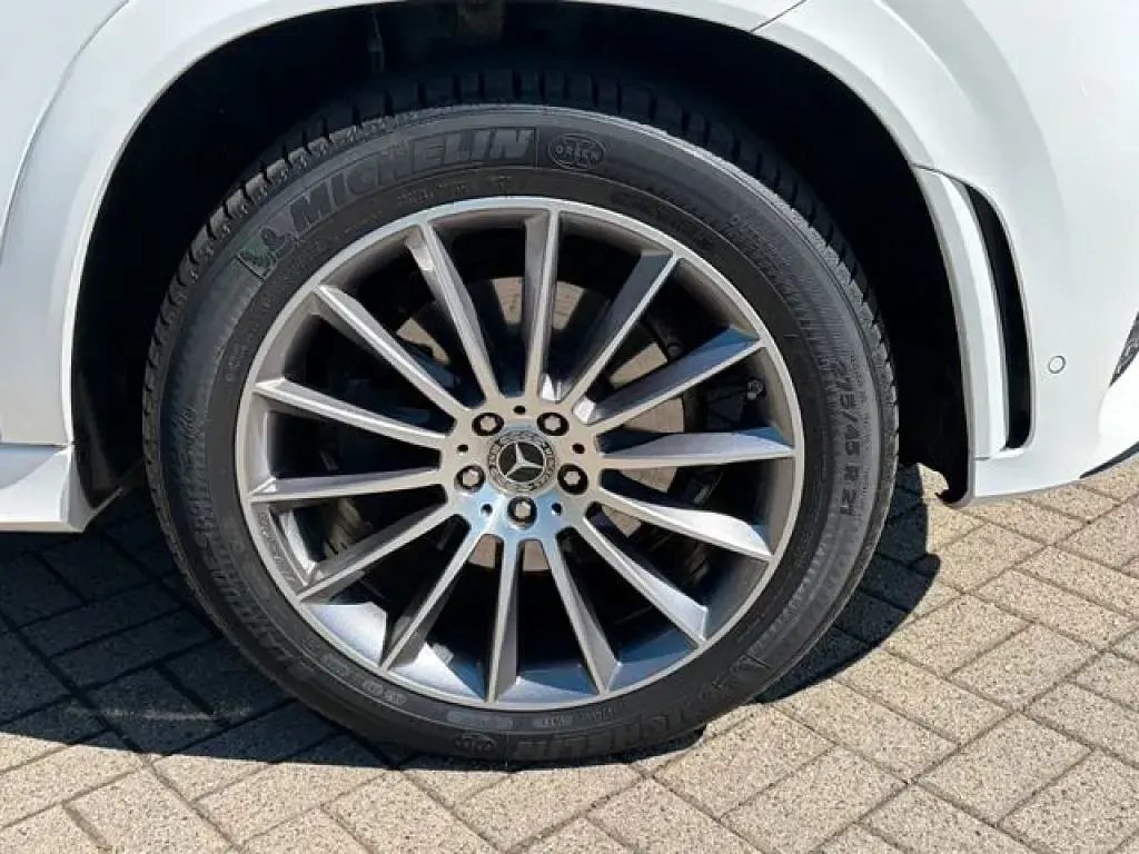 Gebraucht Mercedes GLE400 AMG 330 PS (242 kW) 2021 Polarweiss SUV