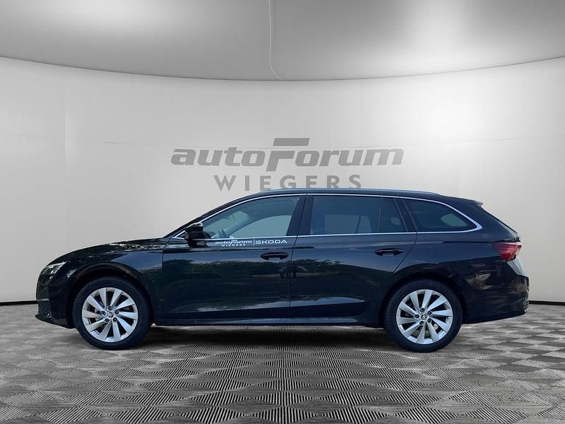 Gebraucht Skoda Octavia Exclusive 150 PS (110 kW) 2024 Blackmagic perleffekt Kombi