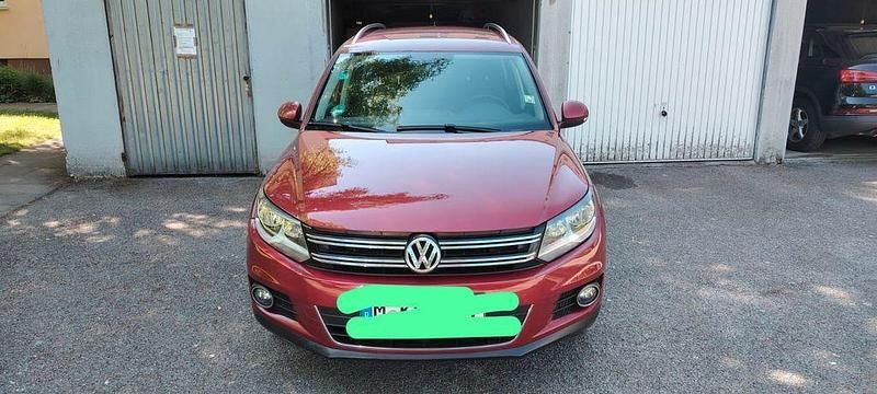 Rot Gebraucht 2014 VW Tiguan SUV | 12.000 € (Fairer Preis) - Bild 1/4