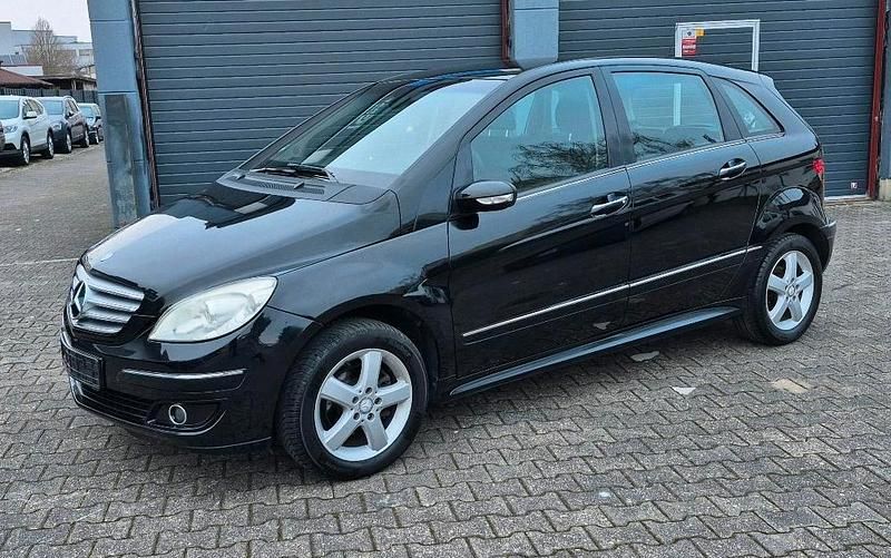 Schwarz Gebraucht 2007 Mercedes B150 Van / Kleinbus | 3.650 € (Fairer Preis) - Bild 1/4