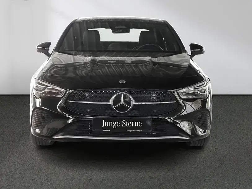 Gebraucht Mercedes CLA200 Advanced 163 PS (119 kW) 2025 Schwarz Limousine