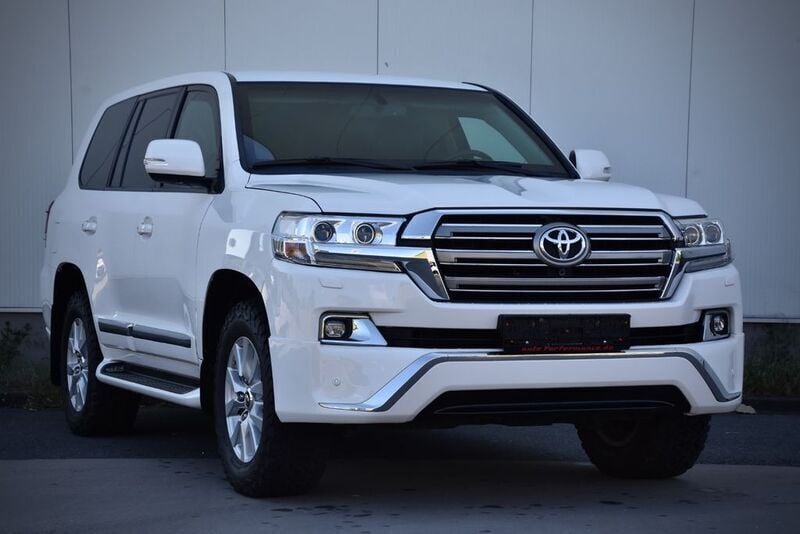 Weiß Gebraucht 2016 Toyota Land Cruiser V8 SUV | 149.900 € - Bild 1/4