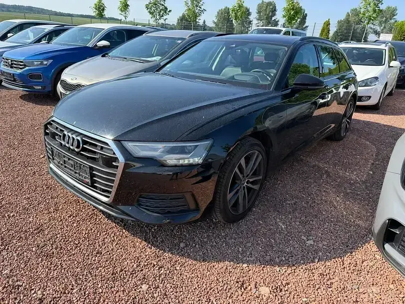 Gebraucht Audi A6 Ambiente 204 PS (150 kW) 2021 Brillantschwarz Limousine