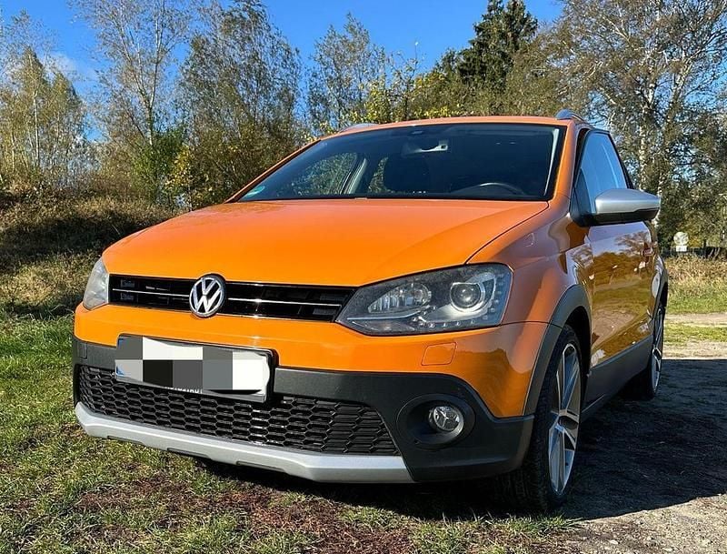Orange Gebraucht 2012 VW Polo Cross Kleinwagen | 8.300 € (Guter Preis) - Bild 1/4