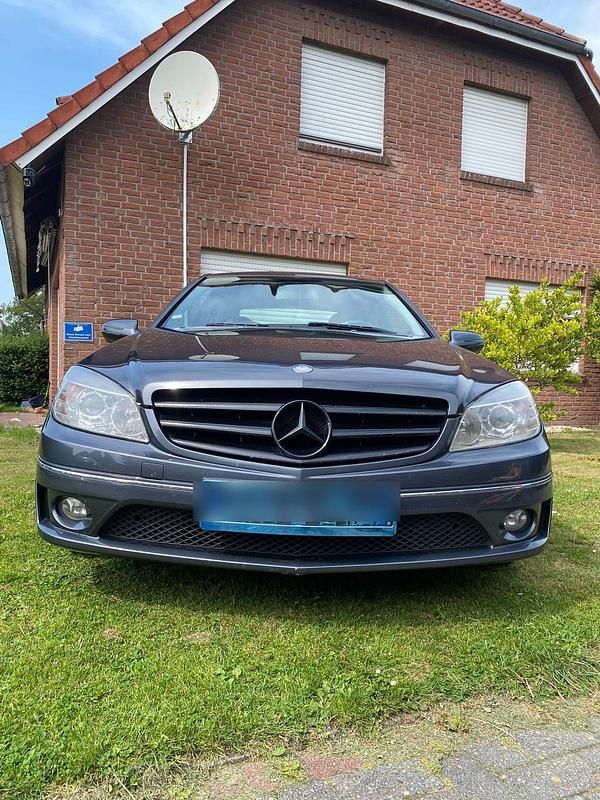 Grau Gebraucht 2009 Mercedes CLC180 Kleinwagen | 3.950 € (Fairer Preis) - Bild 1/4