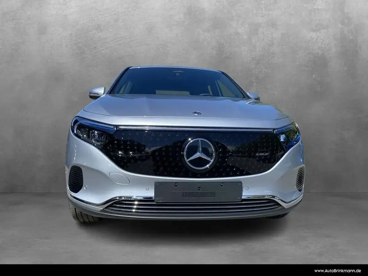 Gebraucht Mercedes EQA250+ Progressive 139 kW (190 PS) 2025 Silber SUV