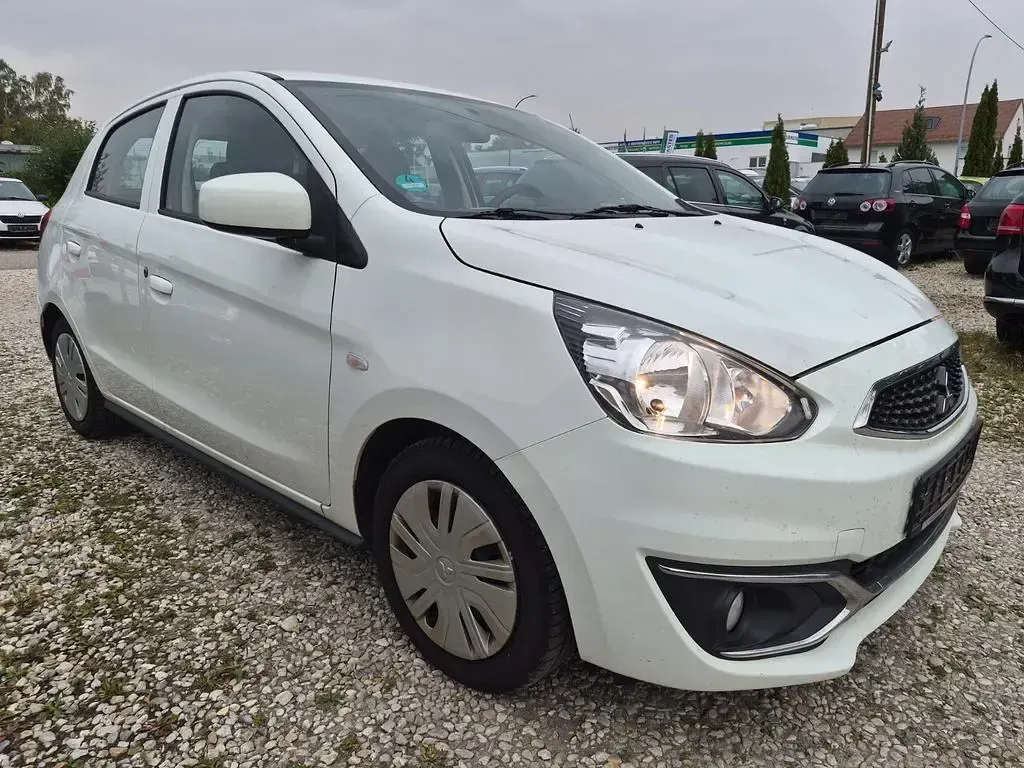 Gebraucht Mitsubishi Space Star Basis 71 PS (52 kW) 2017 Islandweiss (s) Kleinwagen