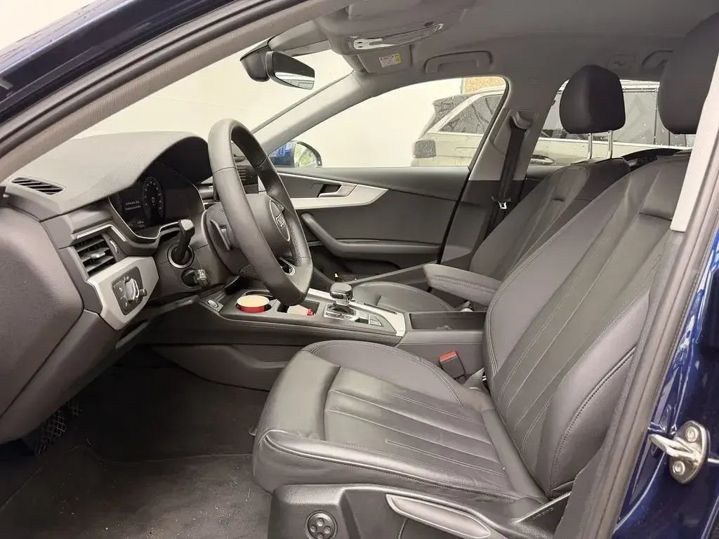 Usata Audi A4 Advanced Plus 136 CV (100 kW) 2023 Blu Station wagon