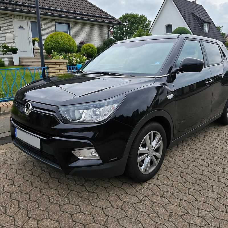 Schwarz Gebraucht 2018 Ssangyong (KGM) XLV Quartz SUV | 10.500 € (Fairer Preis) - Bild 1/4