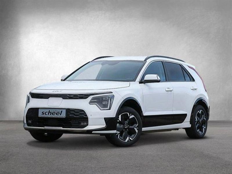 Gebraucht Kia e-Niro Inspiration 150 kW (204 PS) 2023 Weiß SUV