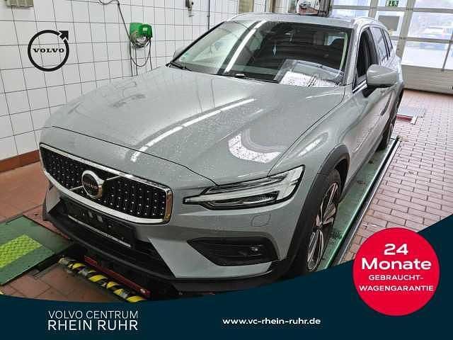 Gebraucht 2023 Volvo V60 CC Kombi | 39.990 € (Etwas zu teuer) - Bild 1/2