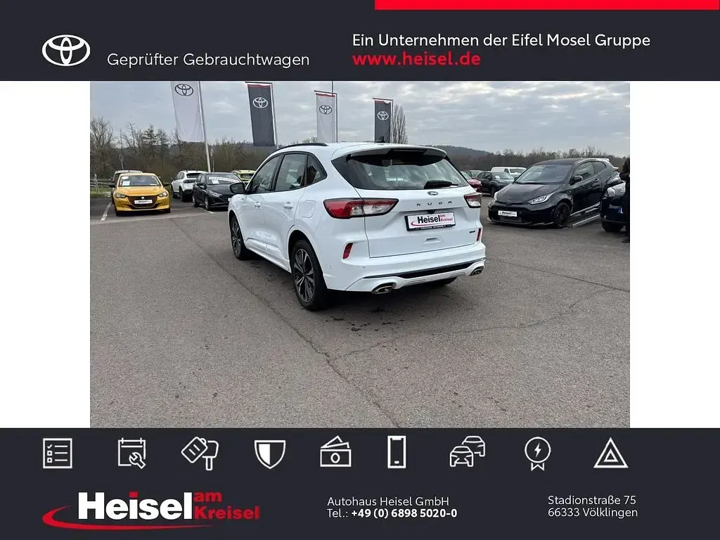 Usado Ford Kuga ST-Line 224 HP (164 kW) 2022 Branco SUV