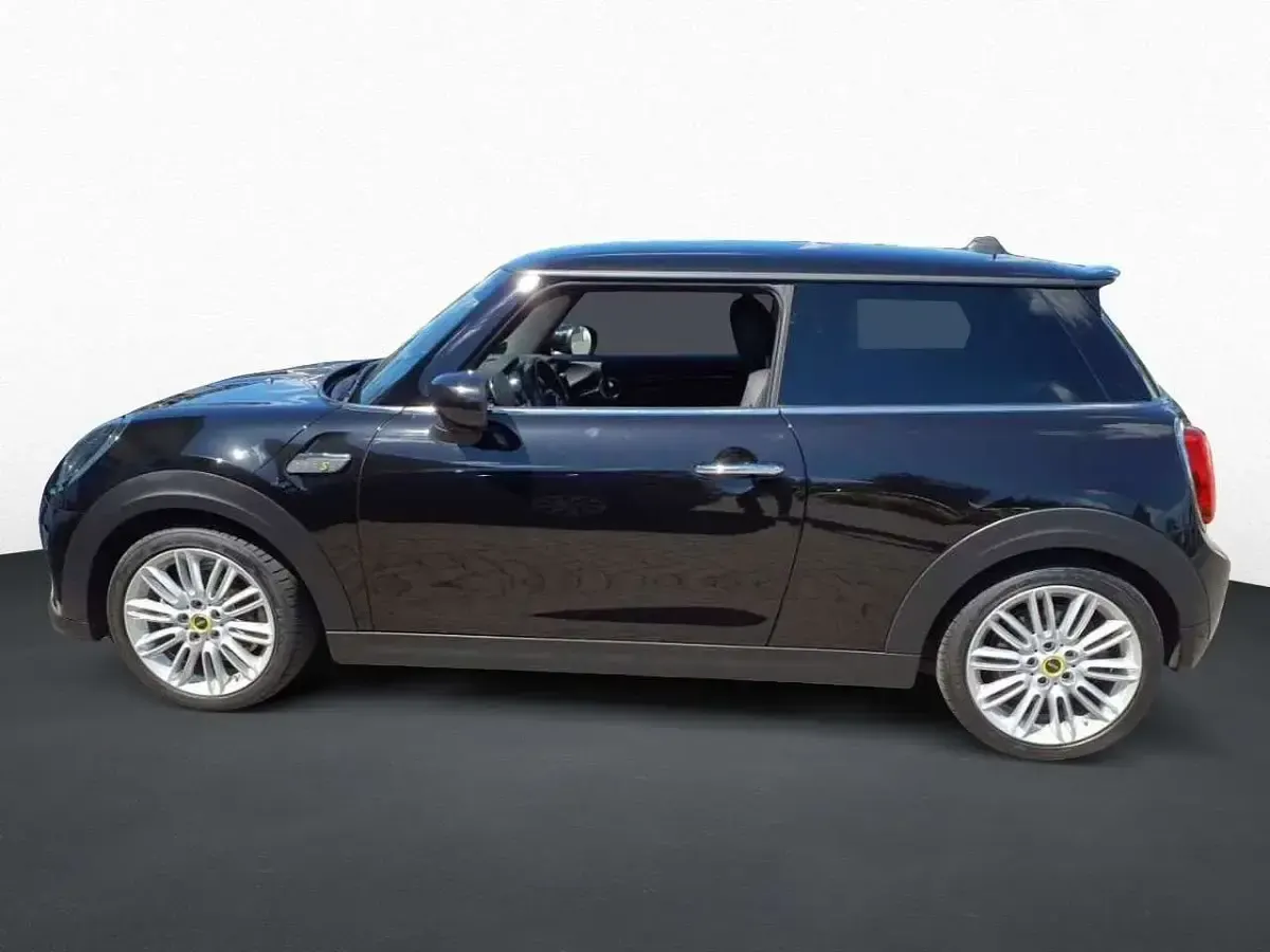 Gebraucht Mini Cooper SE Classic 135 kW (184 PS) 2021 Schwarz Kleinwagen
