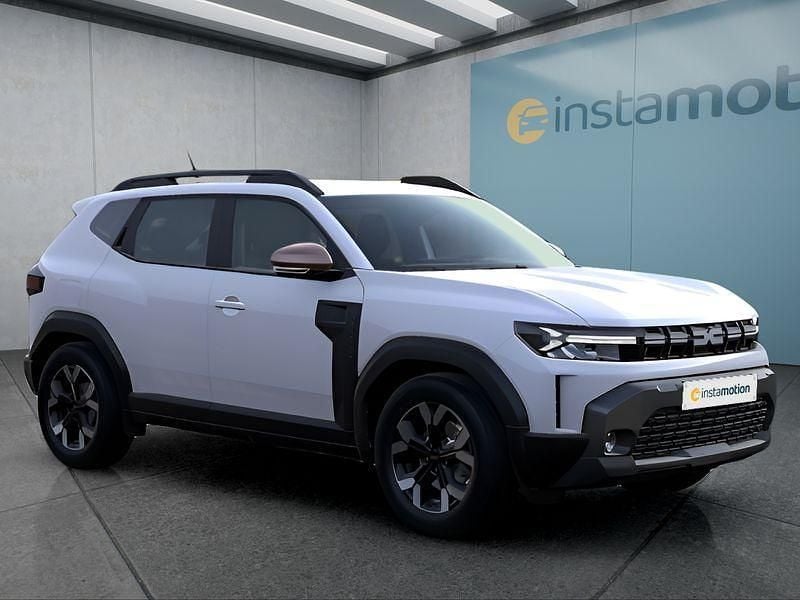 Weiß Neu 2025 Dacia Duster SUV | 24.649 € (Etwas zu teuer) - Bild 1/4